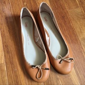 GAP ballet flats